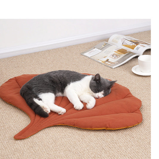 Soft Leaf-Shape Pet Bed Mat for Dogs & Cats – Washable Crate Pad