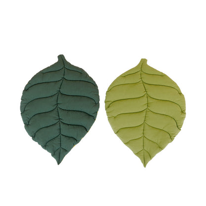 Soft Leaf-Shape Pet Bed Mat for Dogs & Cats – Washable Crate Pad